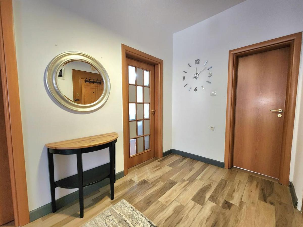Turqoise Flat In City Center With 24H Self Check In 地拉那 外观 照片