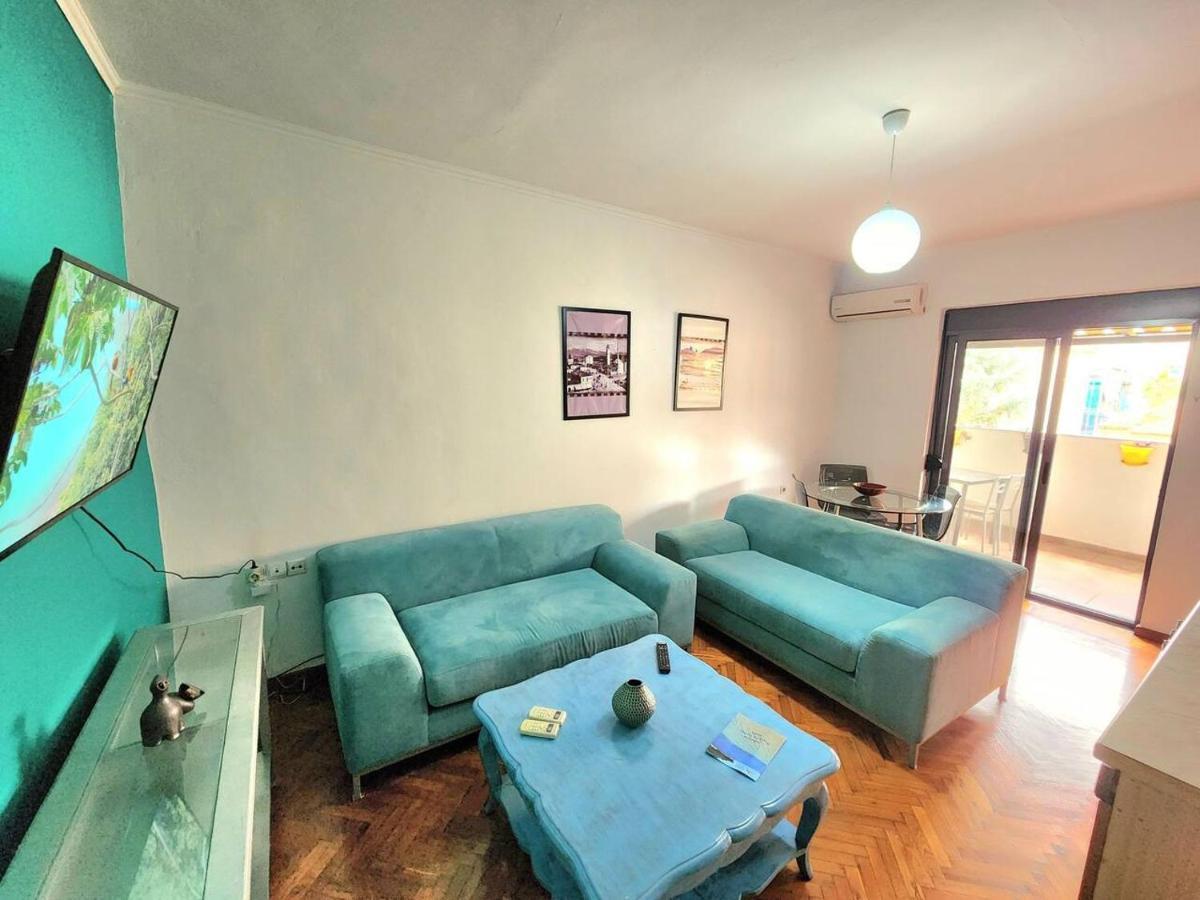 Turqoise Flat In City Center With 24H Self Check In 地拉那 外观 照片